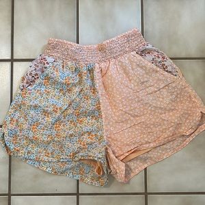 American Eagle smock waist short